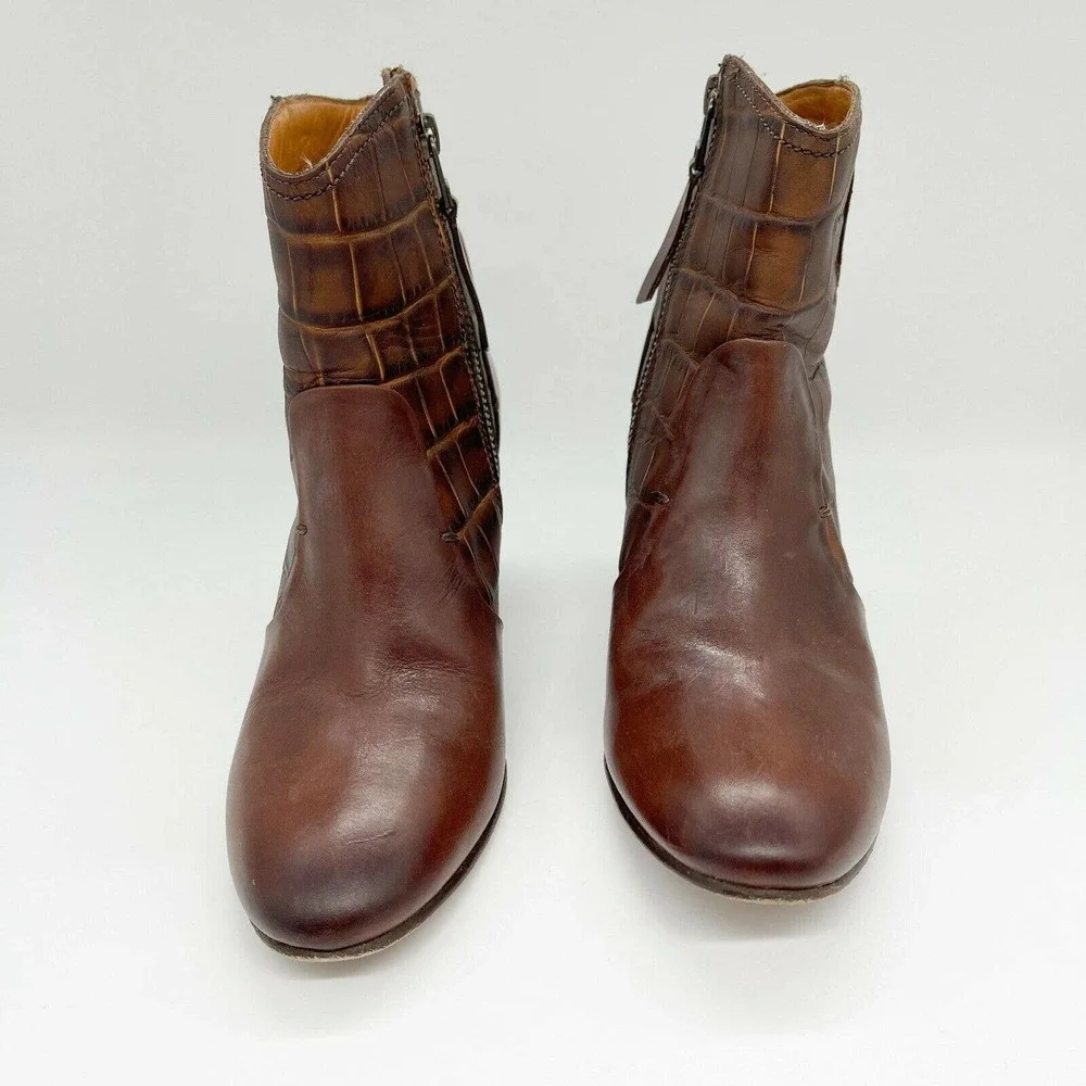 Trask Western Ankle Boots Shoes Sz 6 Brown Croc Embossed Zip Up‎ Block Heels